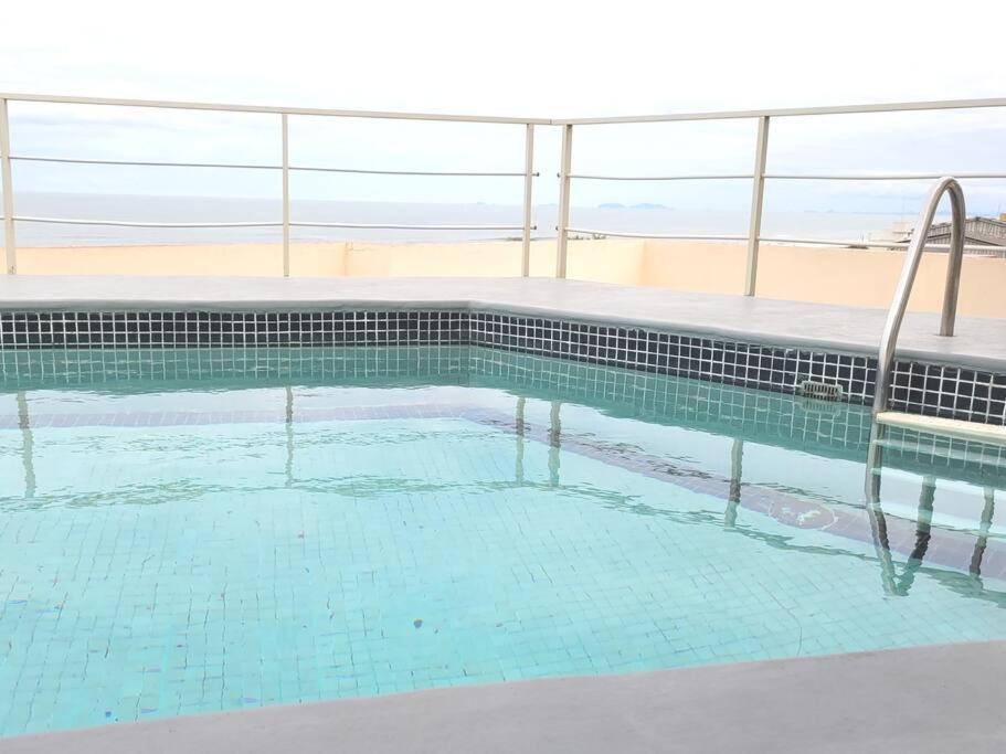 Apartamento Brejatuba Beira Mar Guaratuba Luaran gambar