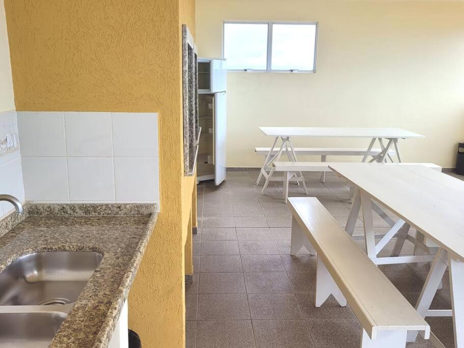 Apartamento Brejatuba Beira Mar Guaratuba Luaran gambar